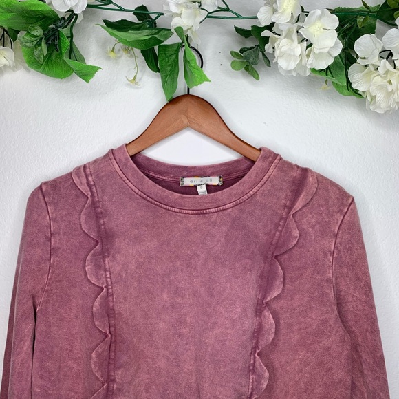 ❌SOLDAnthropologie Eri+Ali Scalloped Sweatshirt - Picture 4 of 6